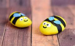 Cute bees. Toys from stones :)
